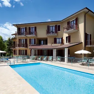 https://hotel-astra-tignale.it-lombardy.com